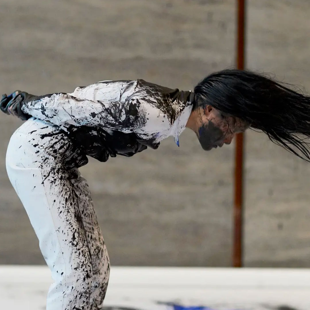 Echo Morgan - Painting until it becomes marble